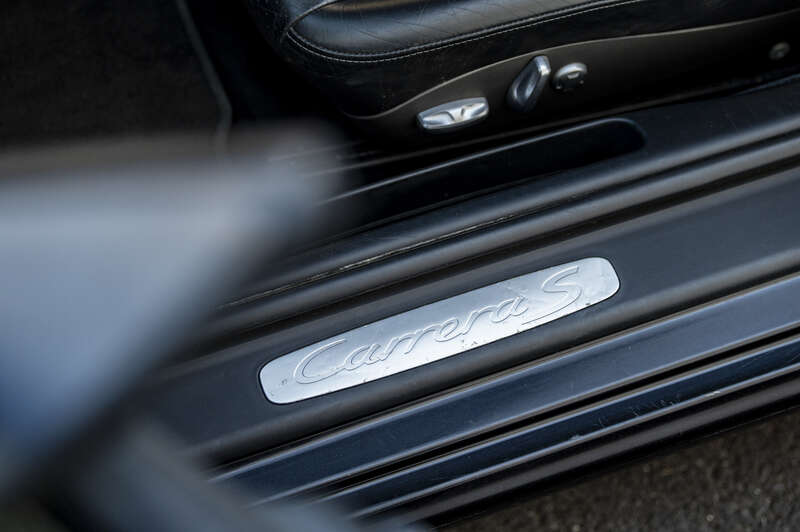 Used Porsche 911 2004 for sale - 77754383: Photo 16