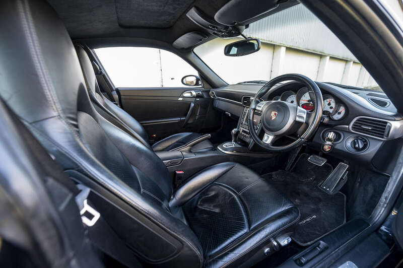 Used Porsche 911 2004 for sale - 77754383: Photo 2