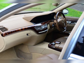 Used Mercedes-Benz S Class 2006 for sale - 78336007: Photo