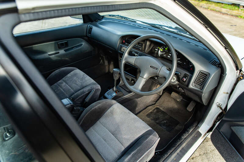 Used Toyota Corolla 1994 for sale - 77769848: Photo 2