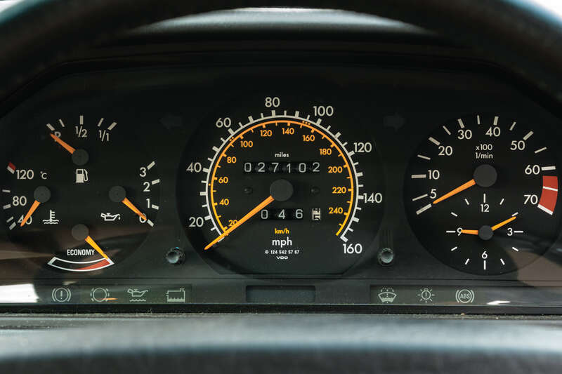 Used Mercedes-Benz 260 1990 for sale - 76285184: Photo 10