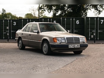 1990 - 260 E 4dr Auto [W124]