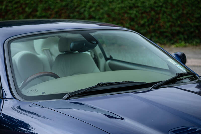 Used Jaguar XKR 2002 for sale - 76099762: Photo 12