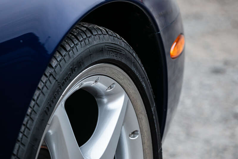 Used Jaguar XKR 2002 for sale - 76099762: Photo 14