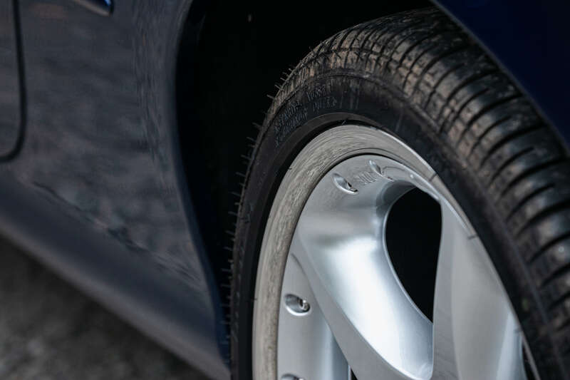 Used Jaguar XKR 2002 for sale - 76099762: Photo 15