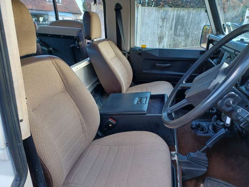 Used Land Rover Defender 90 1987 for sale - 77769863: Photo 4