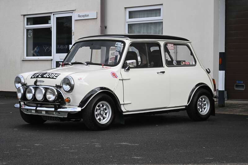 Used Austin Mini Cooper S 1967 for sale - 77634032: Photo 9