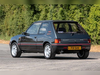Used Peugeot 205 1989 for sale - 79389332: Photo