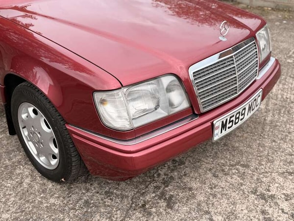 Used Mercedes-Benz E-Class 1995 for sale - 76228658: Photo 12