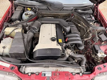 Used Mercedes-Benz E-Class 1995 for sale - 76228658: Photo 3