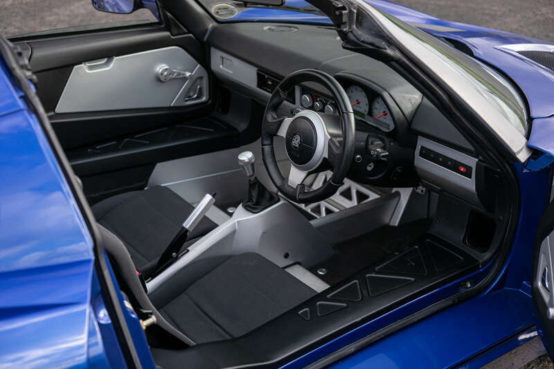 Used Vauxhall VX220 2005 for sale - 76296607: Photo 2