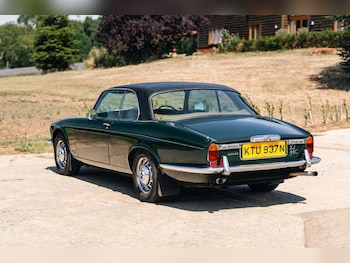 Used Jaguar XJ 1975 for sale - 79304945: Photo