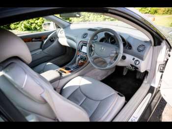 Used Mercedes-Benz SL 2002 for sale - 74535500: Photo