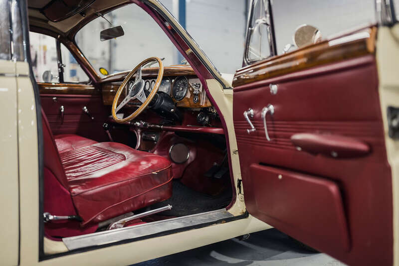 Used Jaguar S-Type 1967 for sale - 77710615: Photo 2