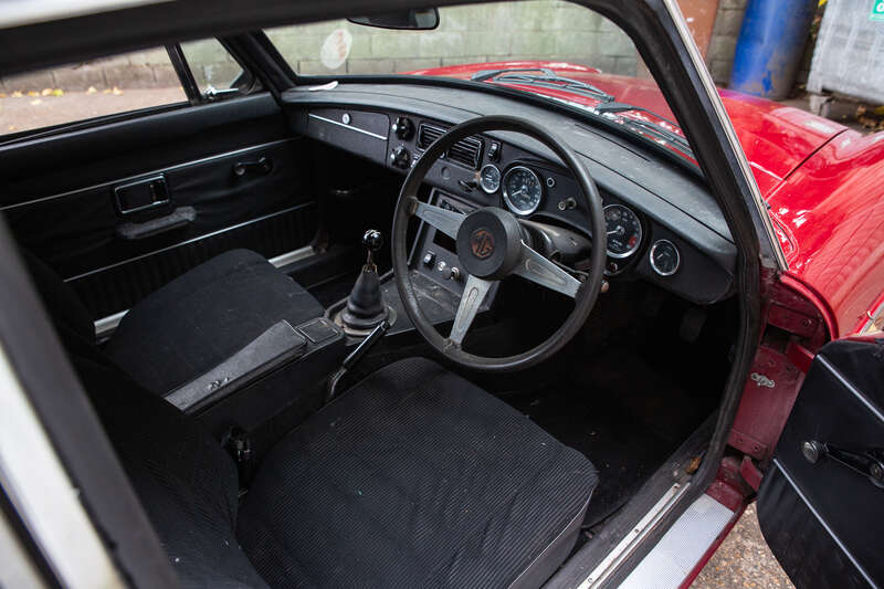 Used MG MGB GT 1974 for sale - 76296584: Photo 2