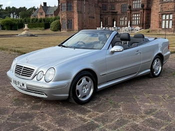 2000 - Cabriolet 2-Door