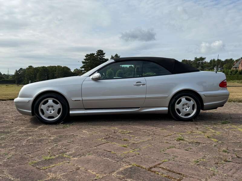 Used Mercedes-Benz CLK 2000 for sale - 76372161: Photo 23