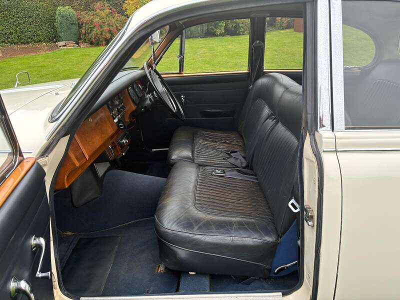 Used Daimler V8 1969 for sale - 76228652: Photo 13