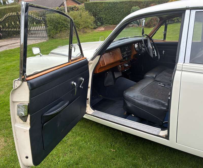 Used Daimler V8 1969 for sale - 76228652: Photo 15