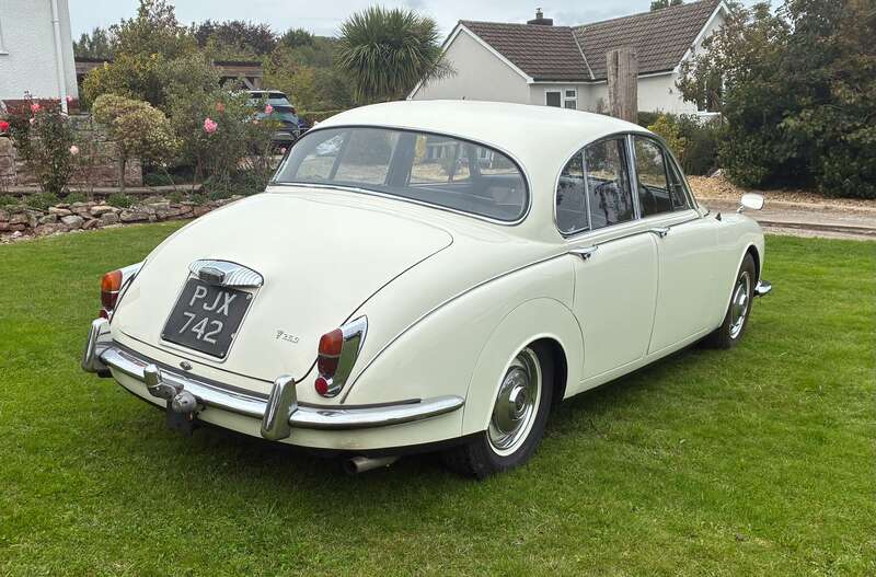Used Daimler V8 1969 for sale - 76228652: Photo 4