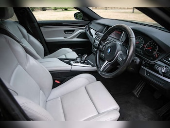 Used BMW M5 2014 for sale - 79475852: Photo