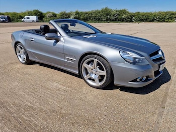 Used Mercedes-Benz SL 2011 for sale - 75450760: Photo