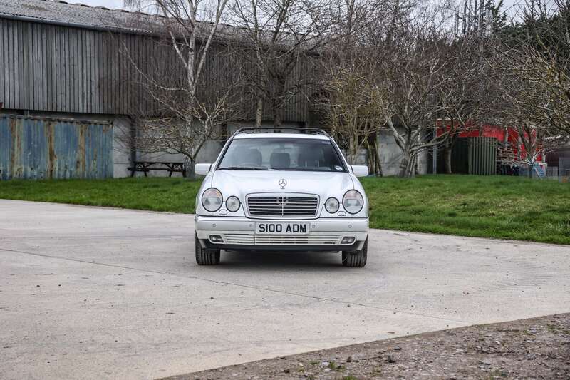 Used Mercedes-Benz E Class for sale - 77754387: Photo 6