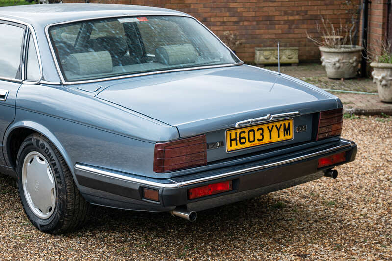 Used Jaguar XJ for sale - 77754397: Photo 8