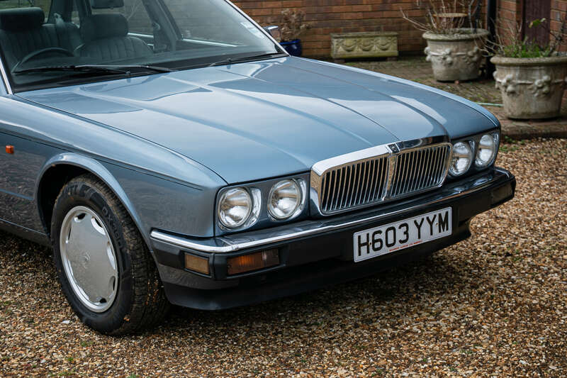 Used Jaguar XJ for sale - 77754397: Photo 9