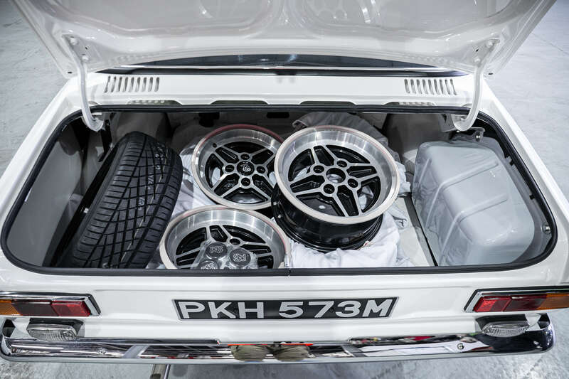 Used Ford Escort for sale - 77769817: Photo 25