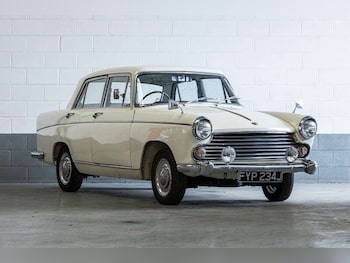 Morris Oxford feature image