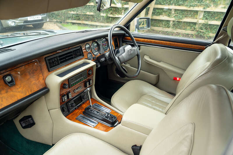 Used Daimler Double Six for sale - 77769811: Photo 20