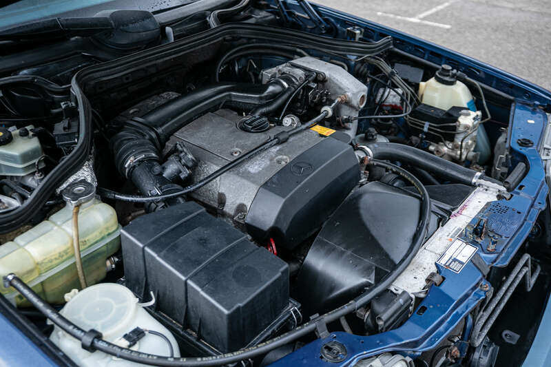 Used Mercedes-Benz E Class 1993 for sale - 77538705: Photo 17