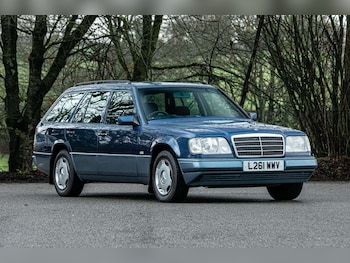 Used Mercedes-Benz E Class 1993 for sale - 77538705: Photo