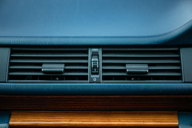 Used Mercedes-Benz E Class 1993 for sale - 77538705: Photo 21