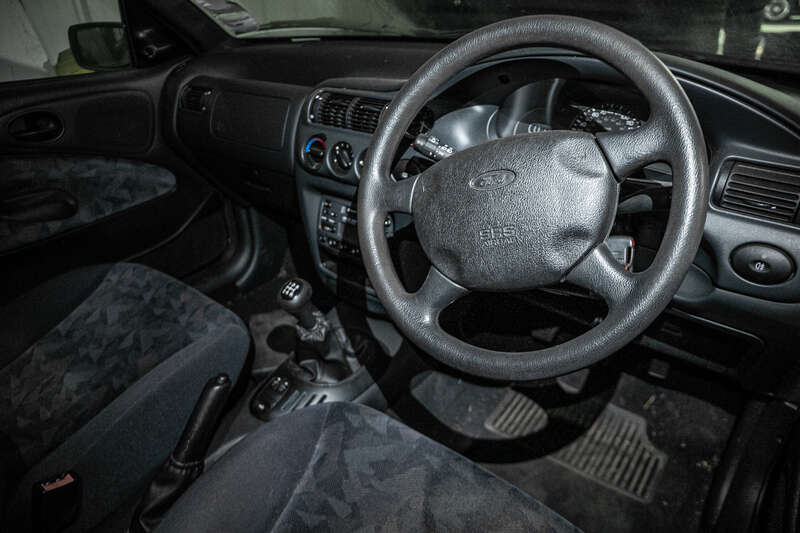 Used Ford Escort for sale - 77769831: Photo 2