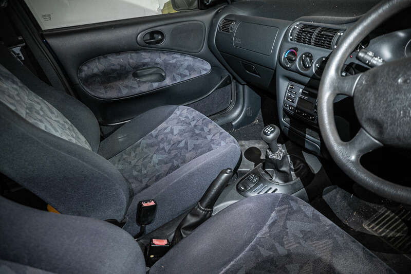 Used Ford Escort for sale - 77769831: Photo 3