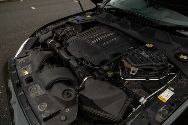 Used Jaguar XJ 2012 for sale - 76248374: Photo 3