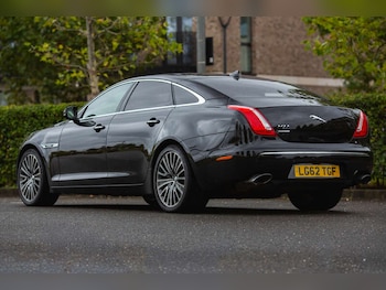 Used Jaguar XJ 2012 for sale - 76248374: Photo 4