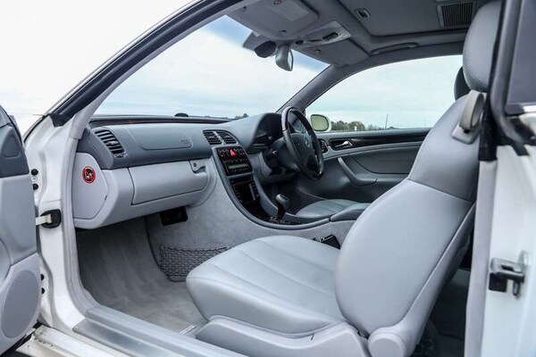 Used Mercedes-Benz CLK 2001 for sale - 76271350: Photo 25