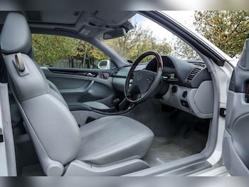 Used Mercedes-Benz CLK 2001 for sale - 76271350: Photo 2