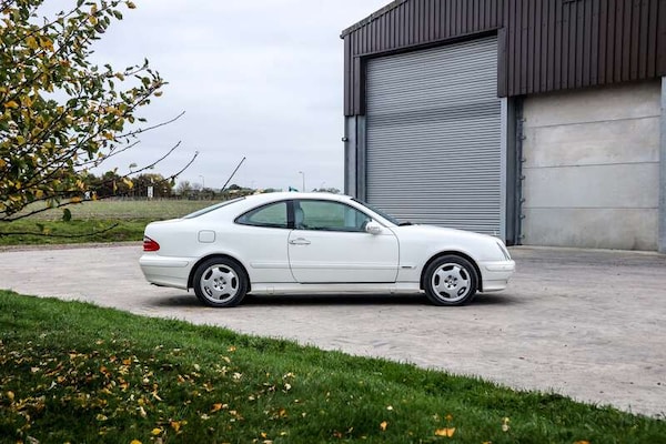 Used Mercedes-Benz CLK 2001 for sale - 76271350: Photo 5
