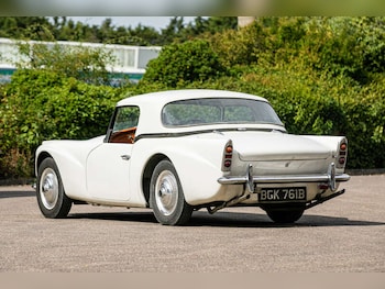 Used Daimler Sp250 1964 for sale - 79522242: Photo