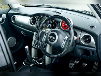 Used MINI Cooper 2003 for sale - 76021554: Photo