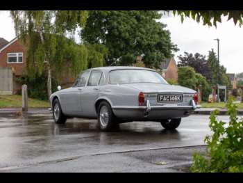 Used Daimler Sovereign 1972 for sale - 75352546: Photo