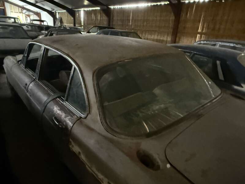 Used Daimler Double Six 1972 for sale - 76021552: Photo 3