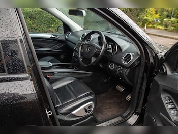 Used Mercedes-Benz M Class 2008 for sale - 76271352: Photo 2