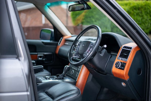 Used Land Rover Range Rover 2010 for sale - 76216449: Photo 2