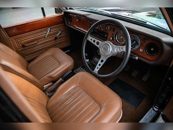 Used Ford Cortina 1970 for sale - 76248382: Photo 2