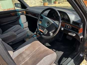Used Mercedes-Benz 560 2005 for sale - 75226801: Photo